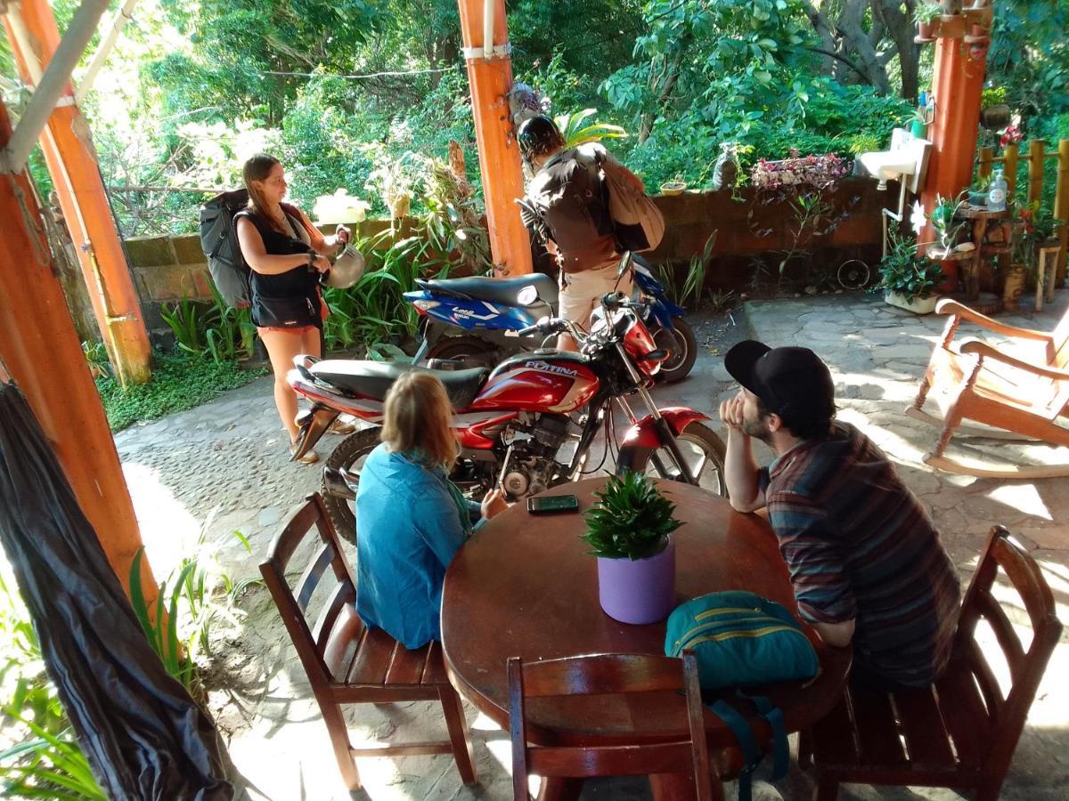 Beach Cabin Ometepe Altagracia Exterior photo